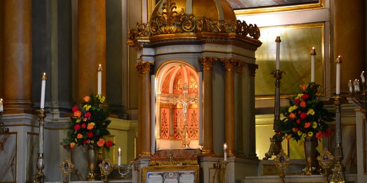 The alter at Old St. Mary's Parish. (CT Photo/Greg Hartman)