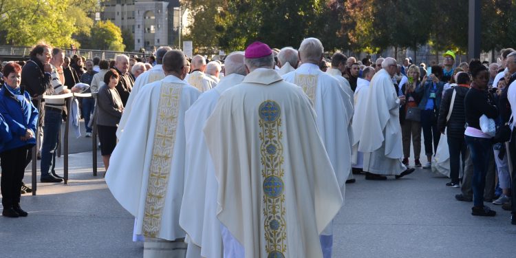 Procession of the English Speaking Mass at Lourdes France, September 29, 2017 (CT Photo/Greg Hartman)