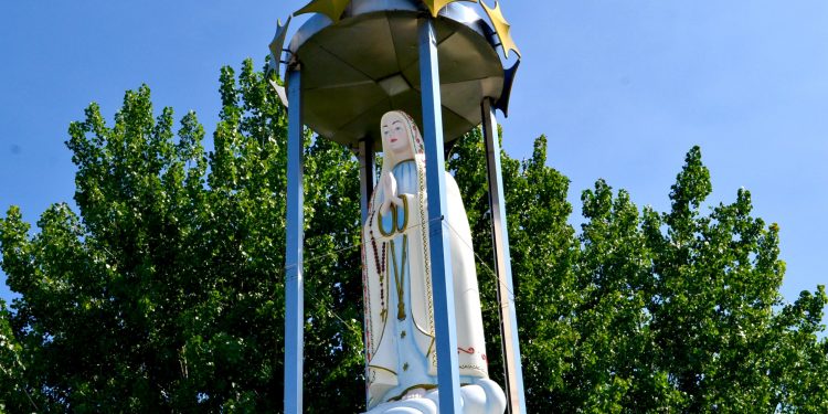 Our Lady of Fatima looks over Indian Lake in Russells Point Ohio. (CT Photo/Greg Hartman)