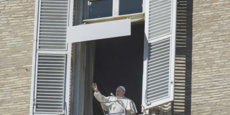 Pope Francis gives his Angelus address Jan. 1, 2020. Credit: Pablo Esparza/CNA