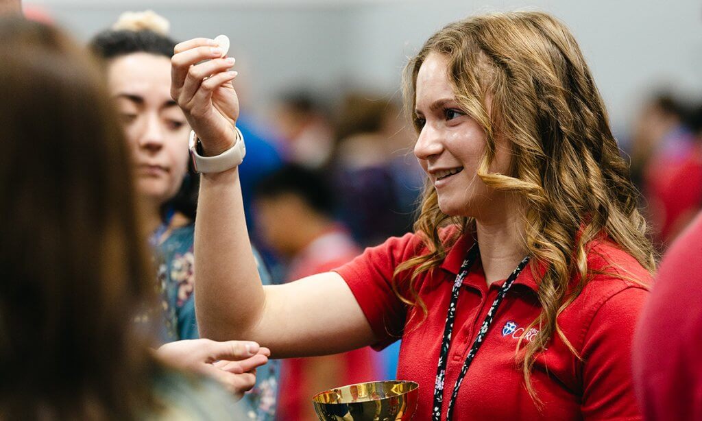 A Eucharistic Movement Takes Root in Local Catholic High Schools