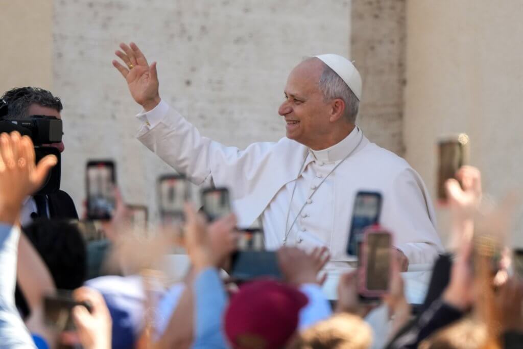 Pope Leo Easter 2026